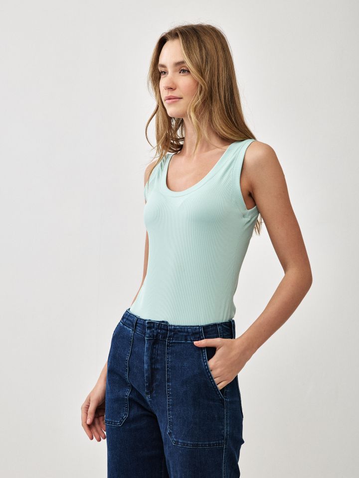 גופיה ריפס  PROMO בצבע ירוק