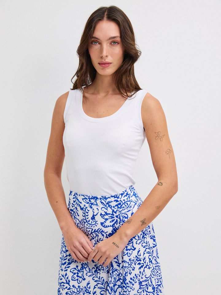 גופיה ריפס PROMO בצבע לבן