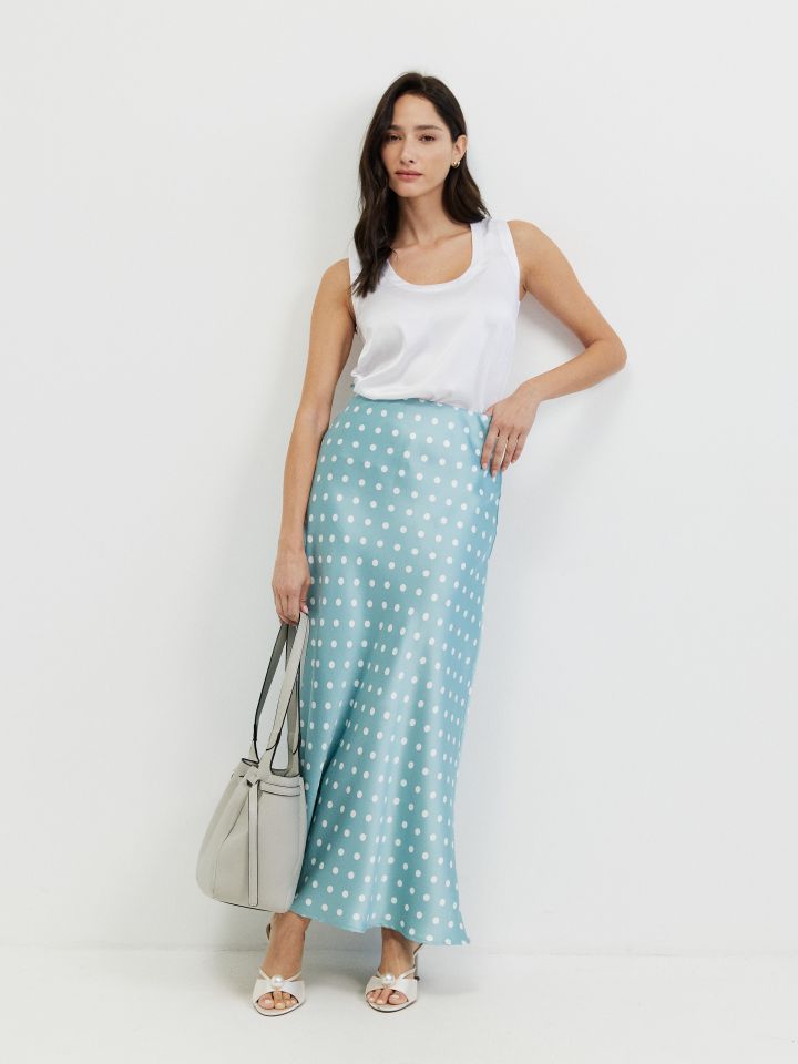 גופיה סטן פתח עגול PROMO בצבע לבן