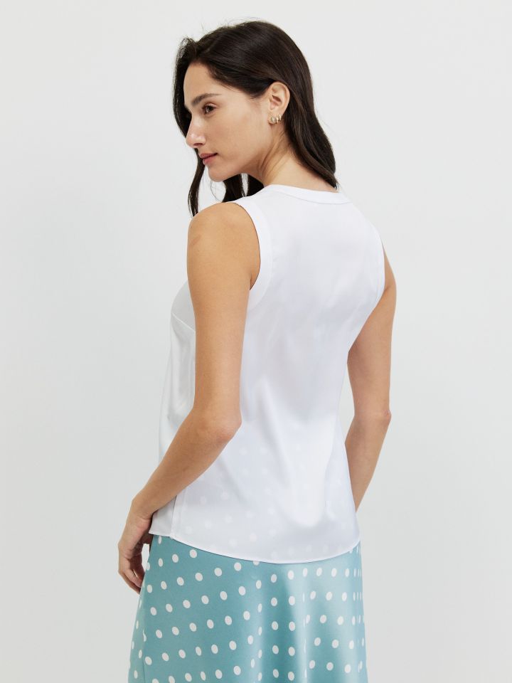 גופיה סטן פתח עגול PROMO בצבע לבן