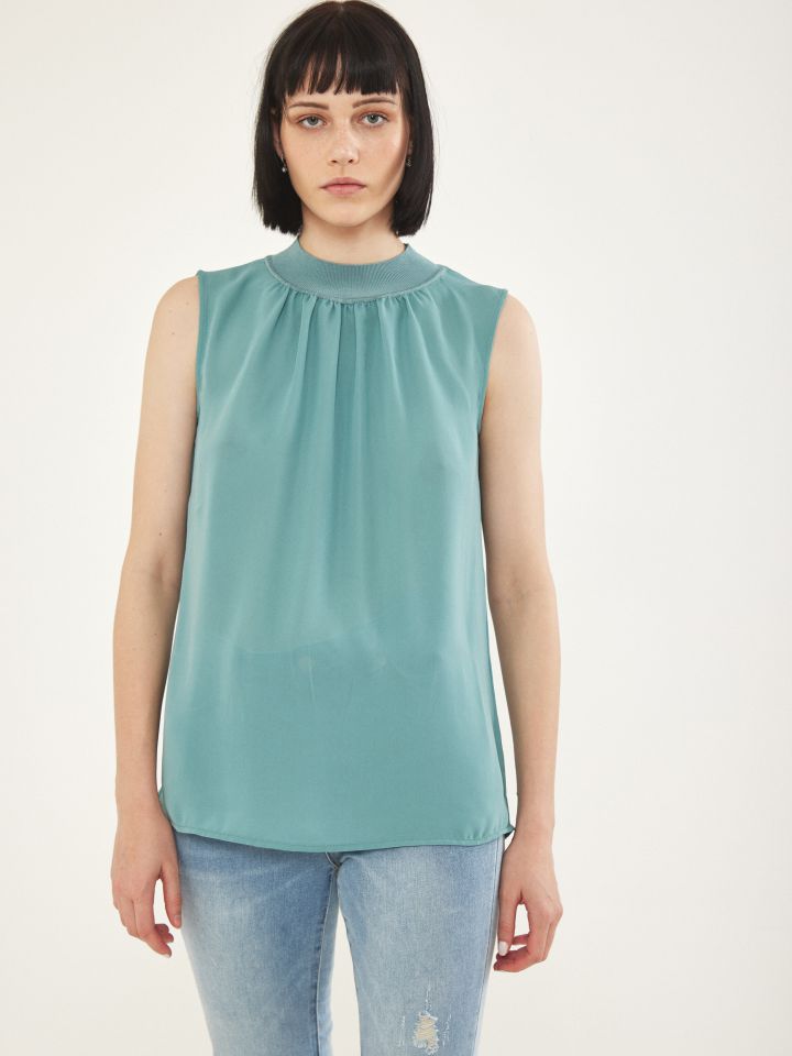 גופיה LINOR PROMO בצבע ירוק בינוני