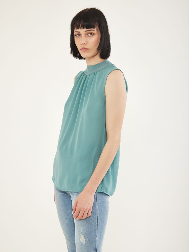 גופיה LINOR PROMO בצבע ירוק בינוני