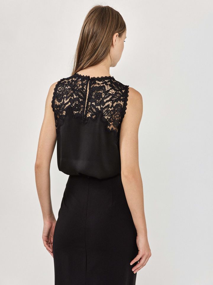 גופיה סטן שילוב תחרה בצבע שחור