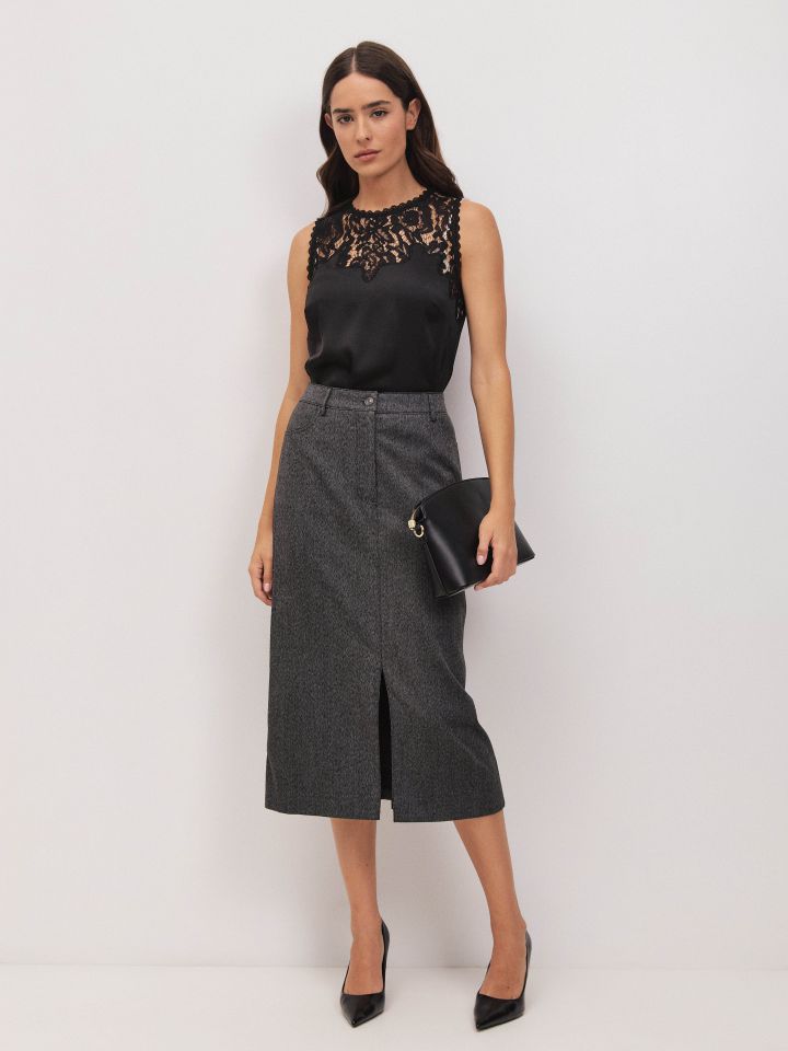 גופיה סטן שילוב תחרה בצבע שחור