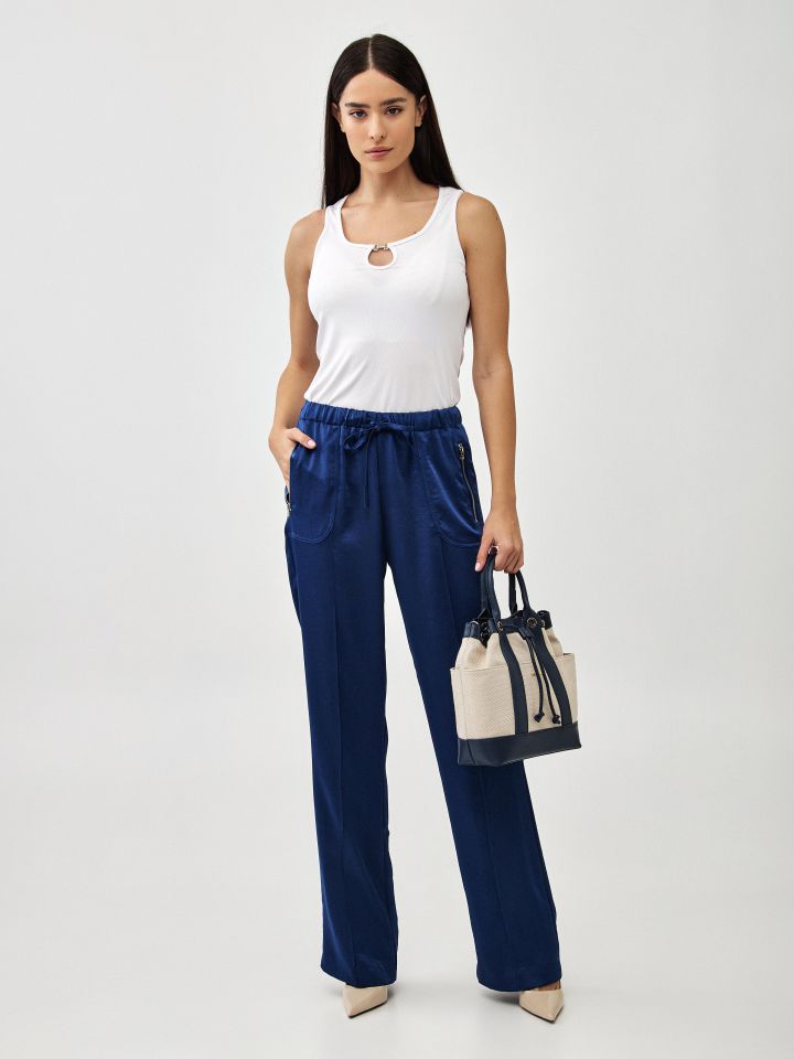 גופיה ריב פתח אבזם בצבע לבן