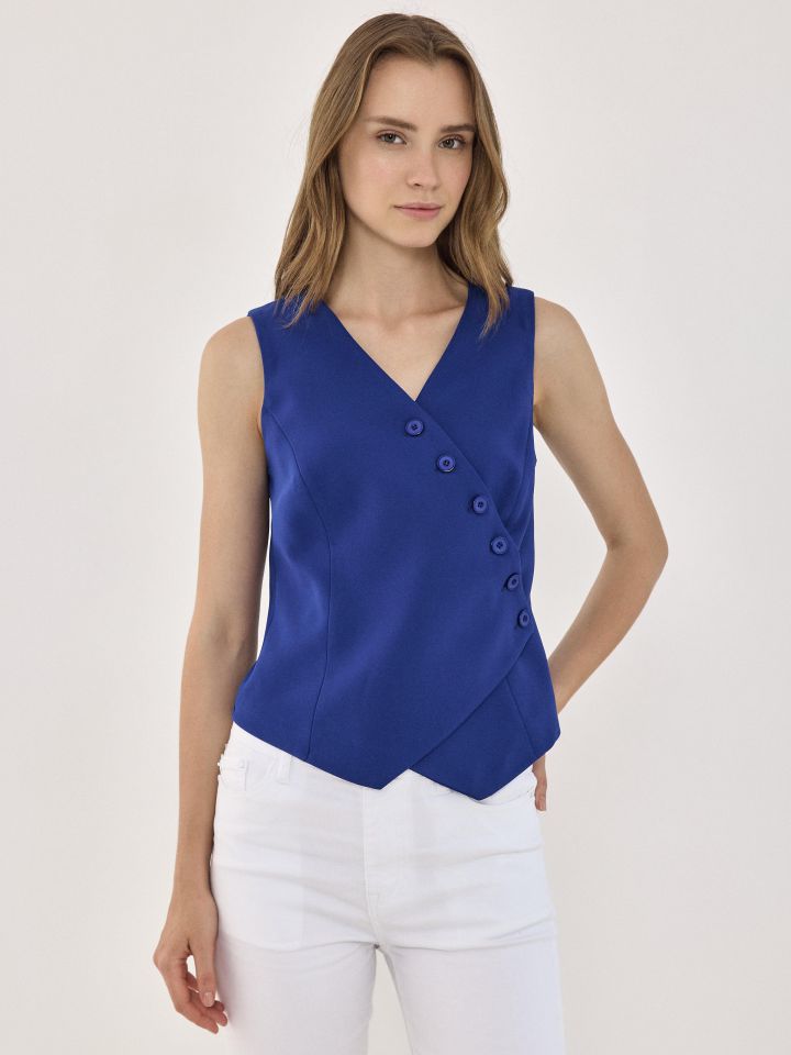 ו’סט כפתורים באלכסון בצבע כחול