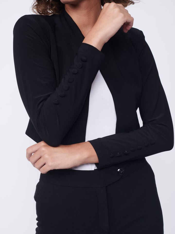 עליונית כפתורים בשרוול בצבע שחור