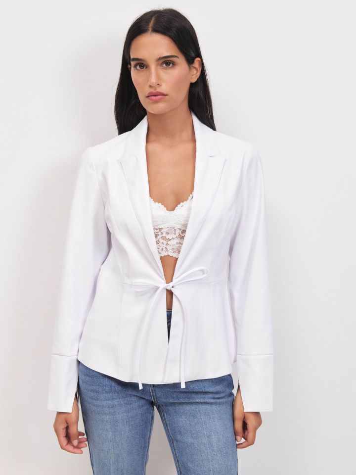 עליונית דמוי עור קשירה בצבע לבן
