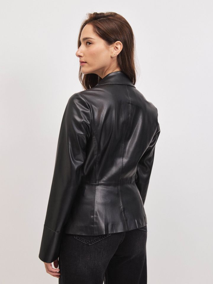 עליונית דמוי עור קשירה בצבע שחור