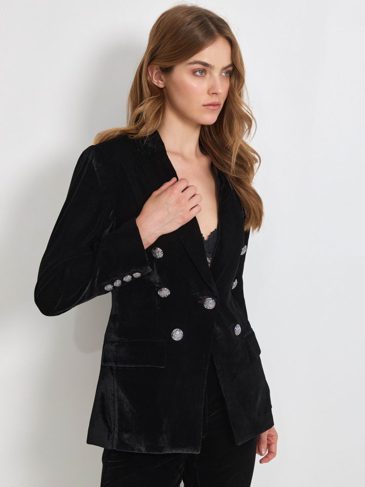 ג’קט קטיפה בצבע שחור