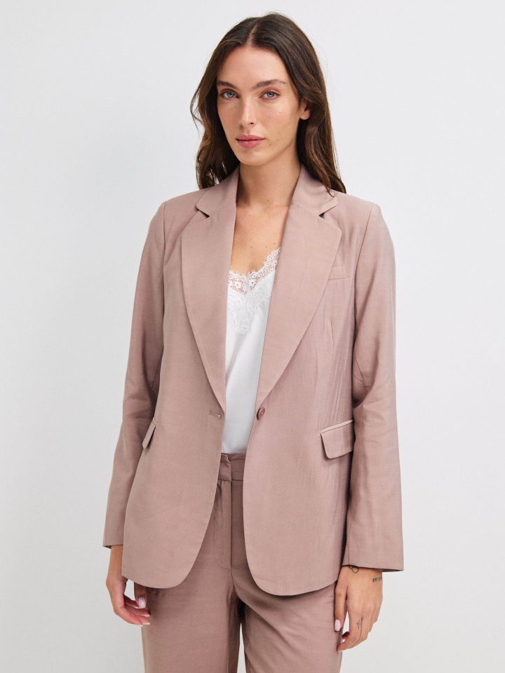 ג’קט דמוי פישתן כפתור אחד בצבע מוקה