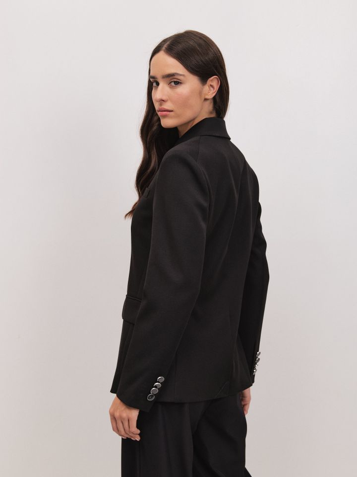 ג’קט כפתור PROMO בצבע שחור