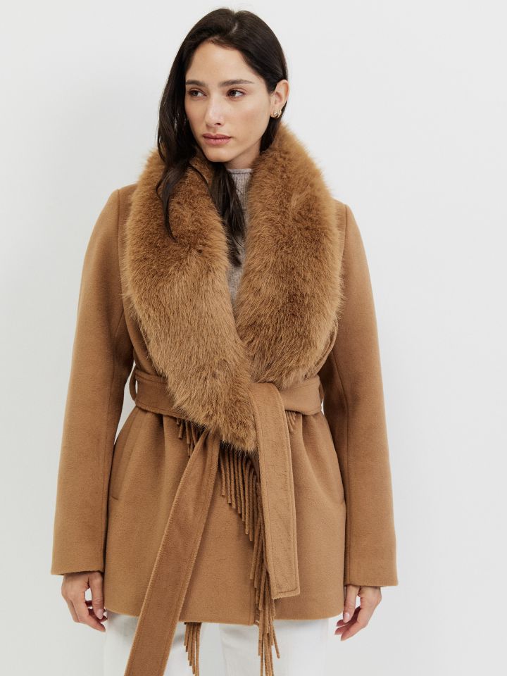 מעיל מראה פרווה בצבע קאמל