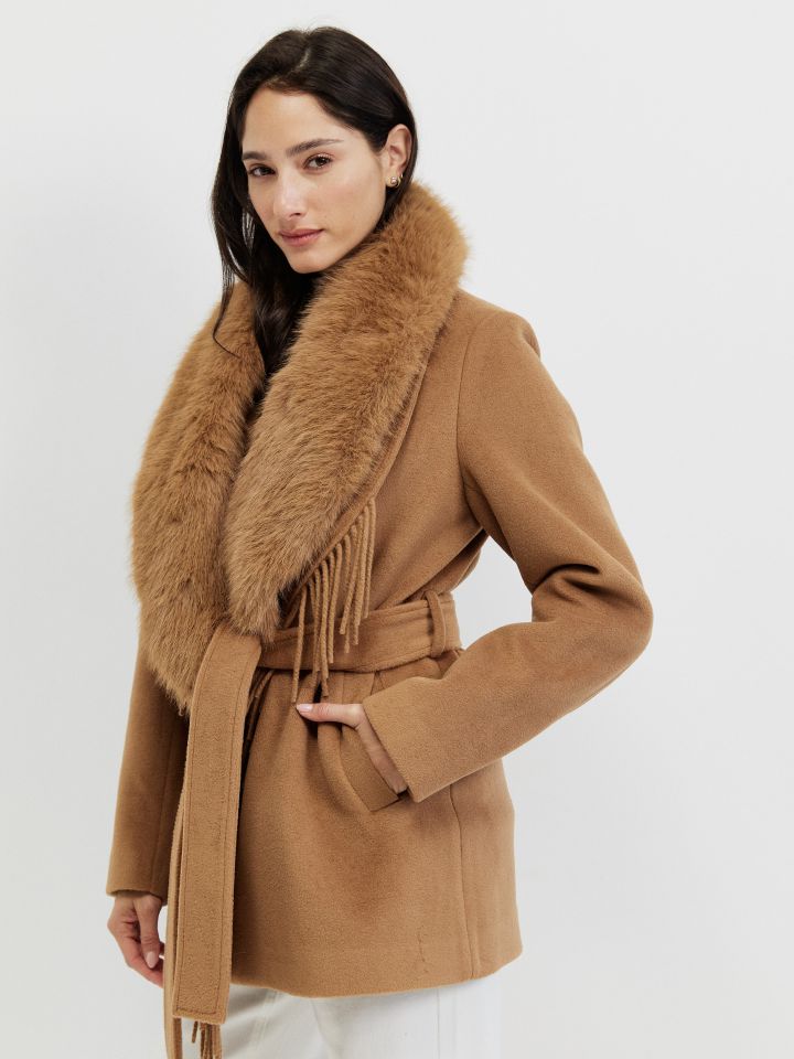 מעיל מראה פרווה בצבע קאמל