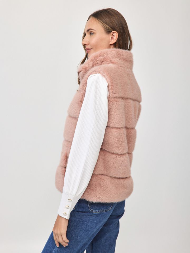 וסט דמוי פרווה  ROMI PROMO בצבע ורוד עתיק