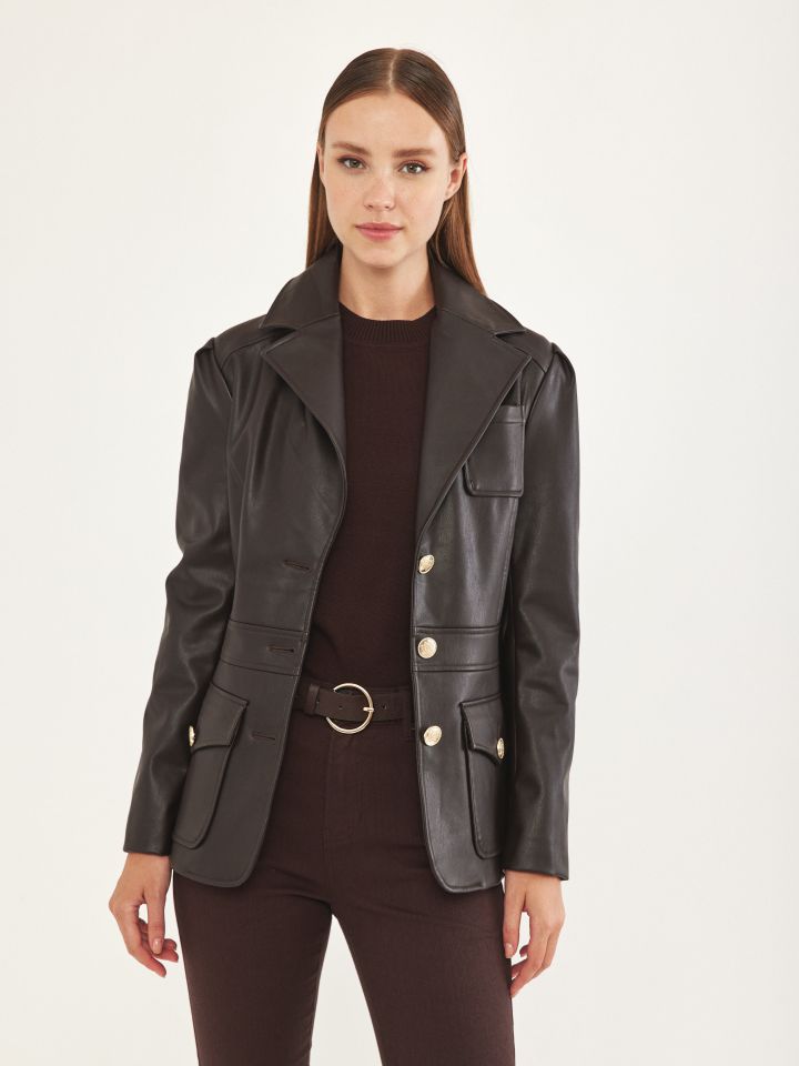 ג’קט דמוי עור כפתורי זהב בצבע חום