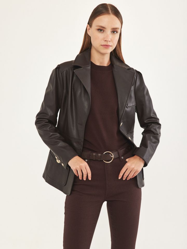 ג’קט דמוי עור כפתורי זהב בצבע חום