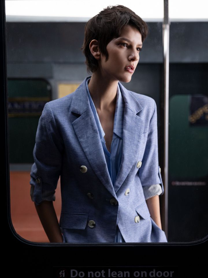 ג’קט פישתן BLUE בצבע כחול מעושן