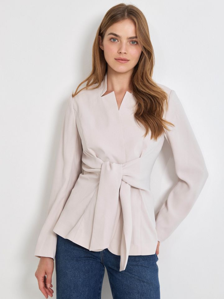 ג’קט קשירה PROMO בצבע בייז’