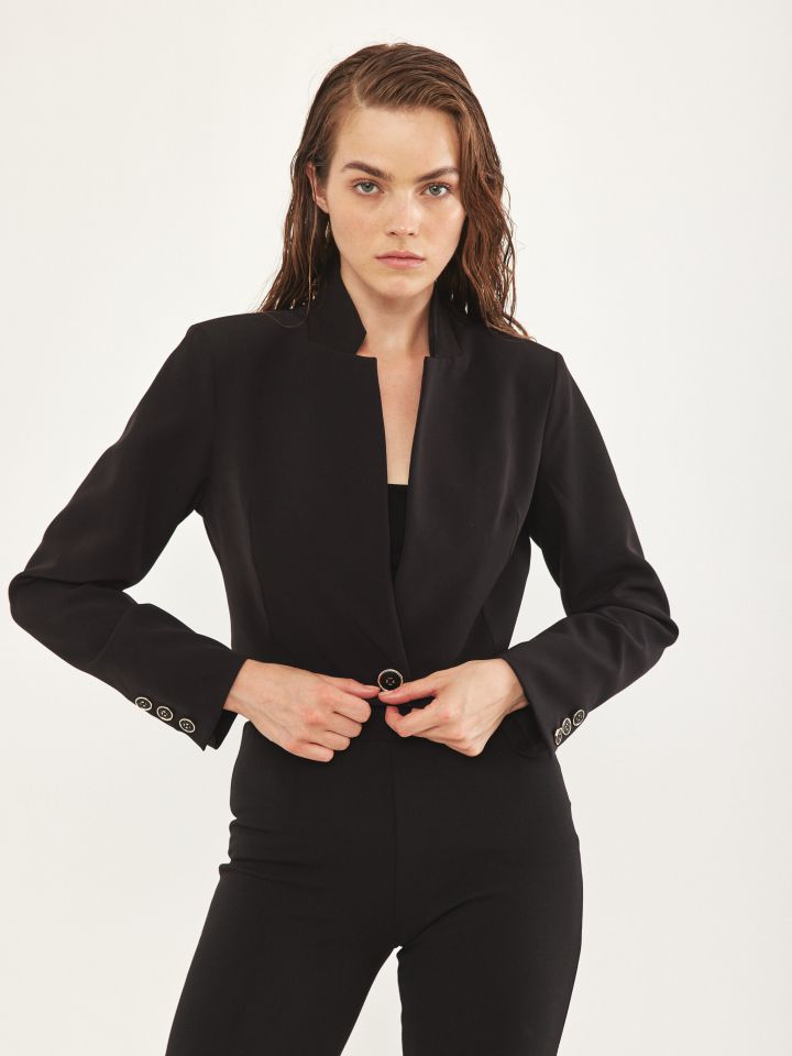 עליונית כפ’ במכפלת COMO בצבע שחור