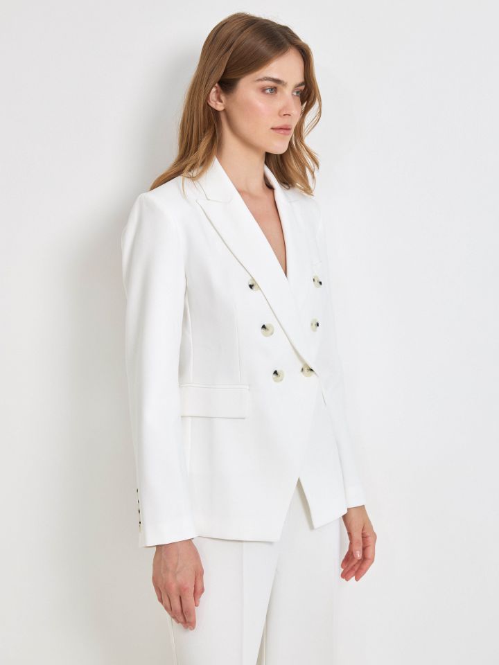 ג’קט כפתורים PROMO בצבע לבן