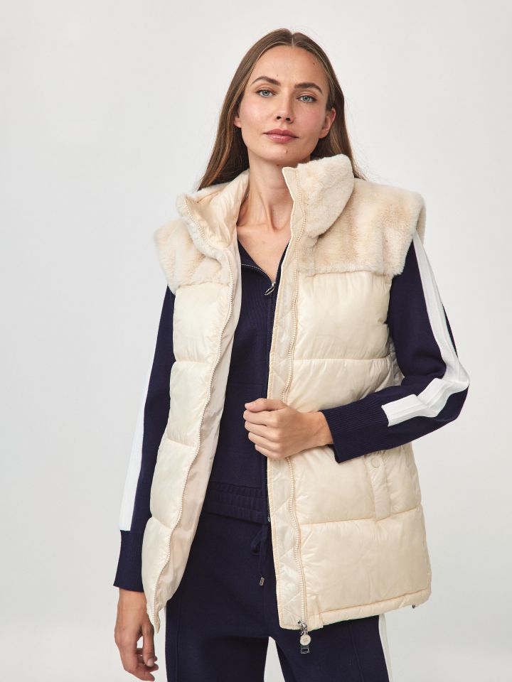 וסט שילוב דמוי פרווה PROMO בצבע אופוויט