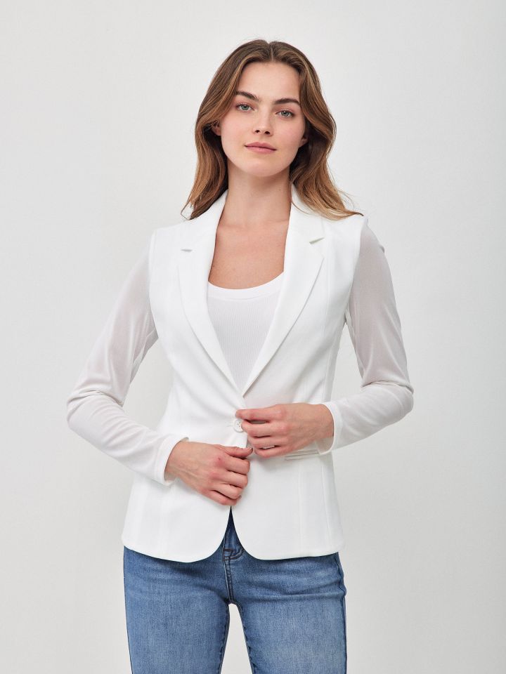 ג’קט שיפון בגב בצבע לבן