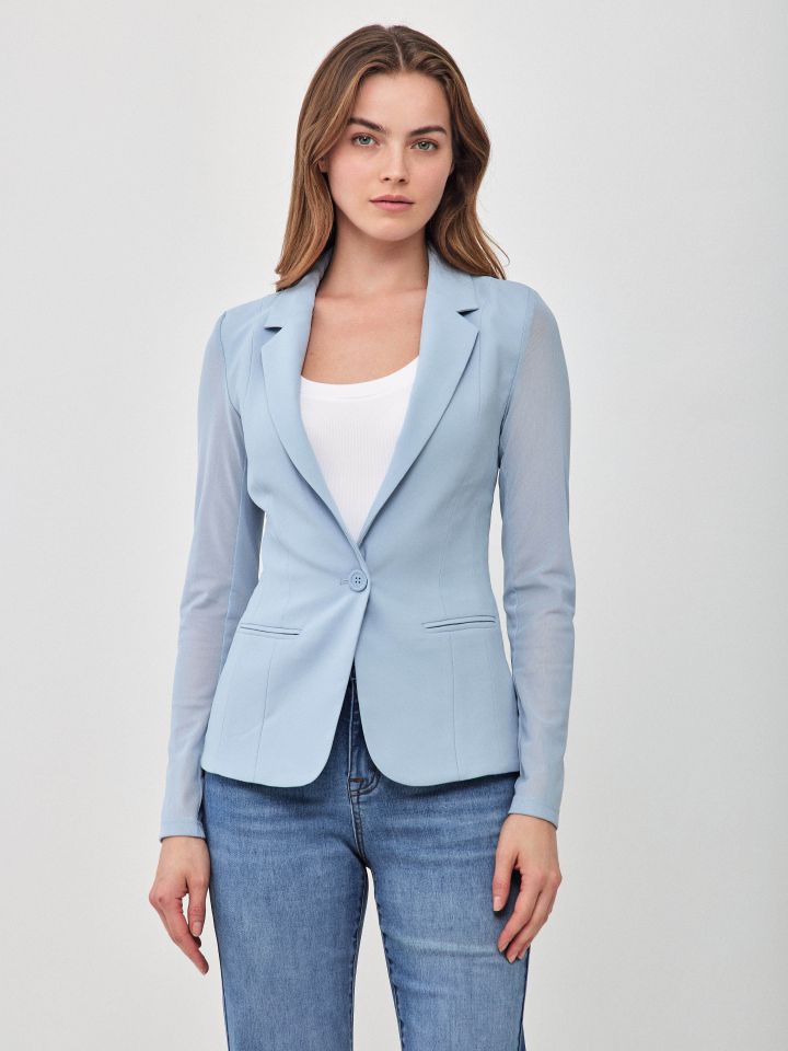 ג’קט שיפון בגב בצבע תכלת מעושן