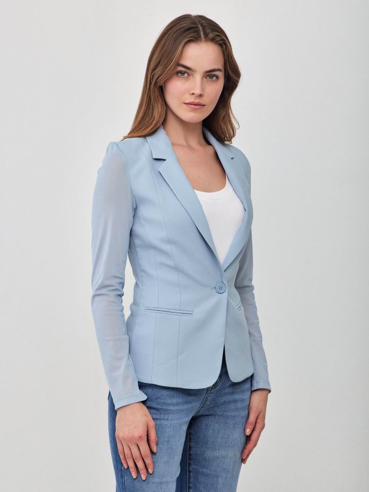 ג’קט שיפון בגב בצבע תכלת מעושן