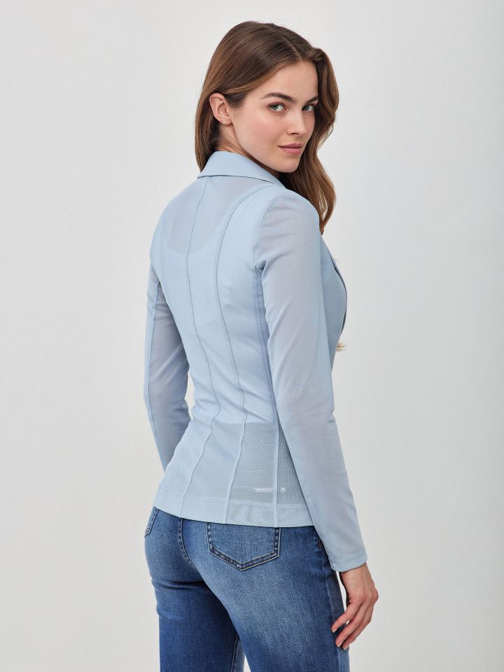 ג’קט שיפון בגב בצבע תכלת מעושן