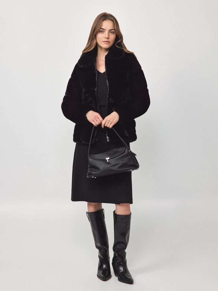 מעיל דמוי פרווה PROMO בצבע שחור