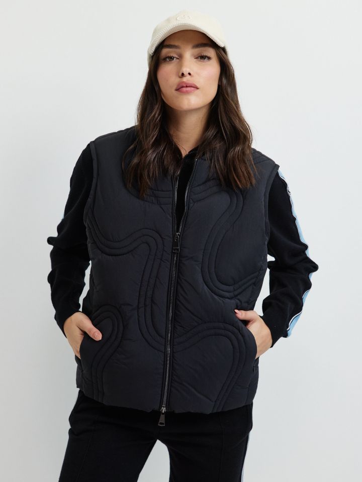 וסט תיפורים SHIRA PROMO בצבע שחור