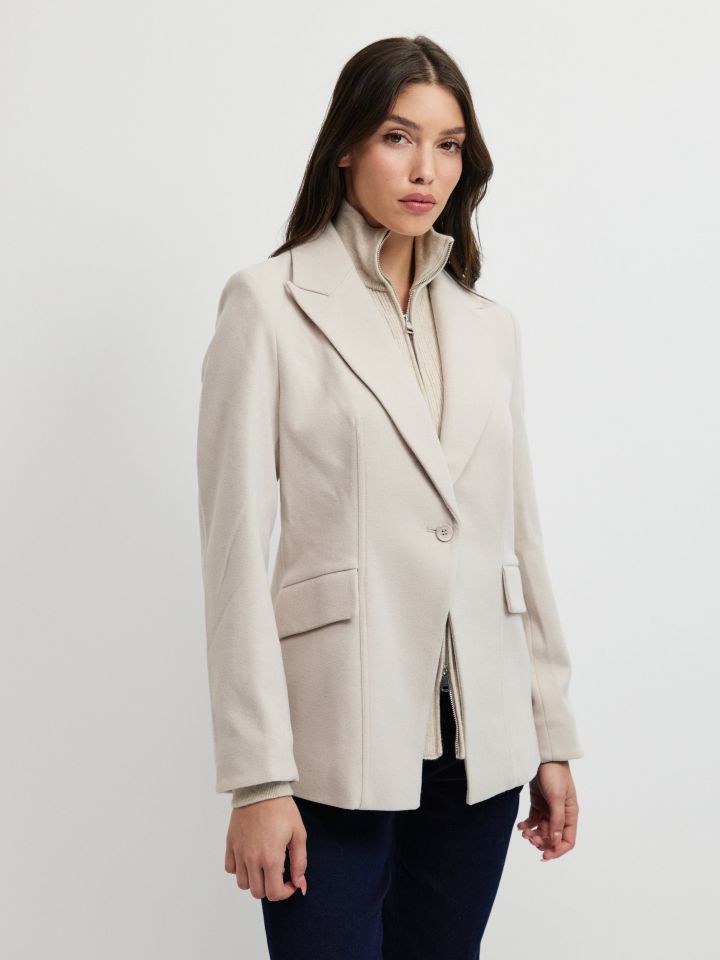 ג’קט שילוב סריגה ורוכסן בצבע אבן