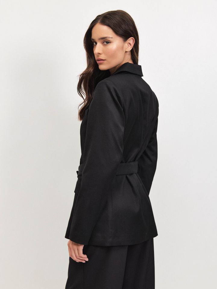 ג’קט + חגורה  PARIS בצבע שחור