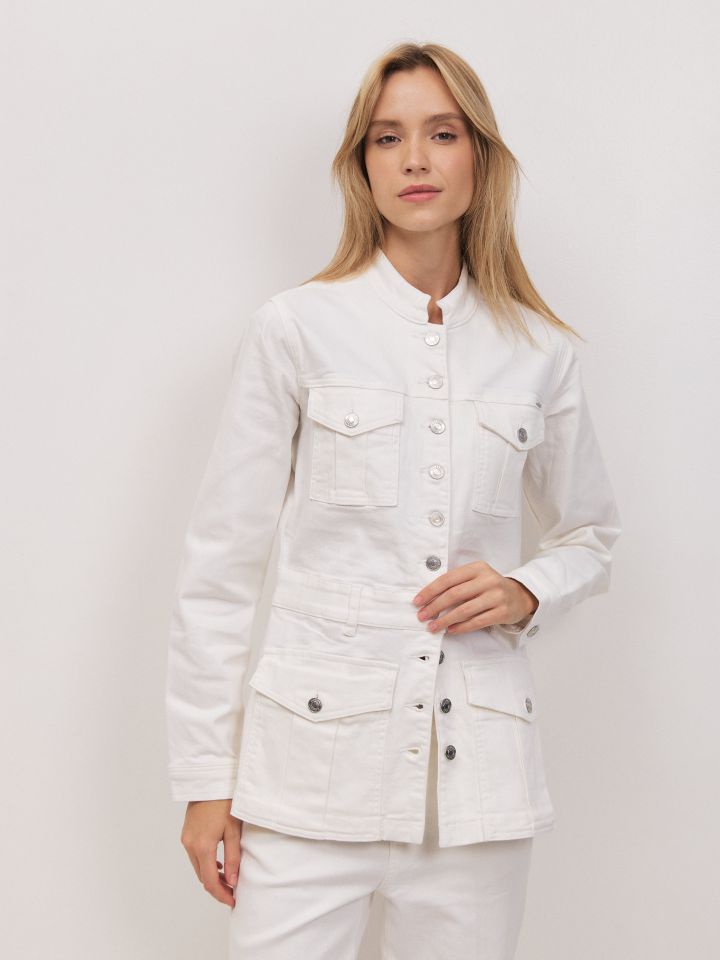 ג’קט ג’ינס כיסים בצבע אופוויט