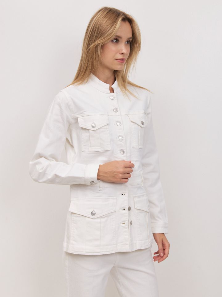 ג’קט ג’ינס כיסים בצבע אופוויט