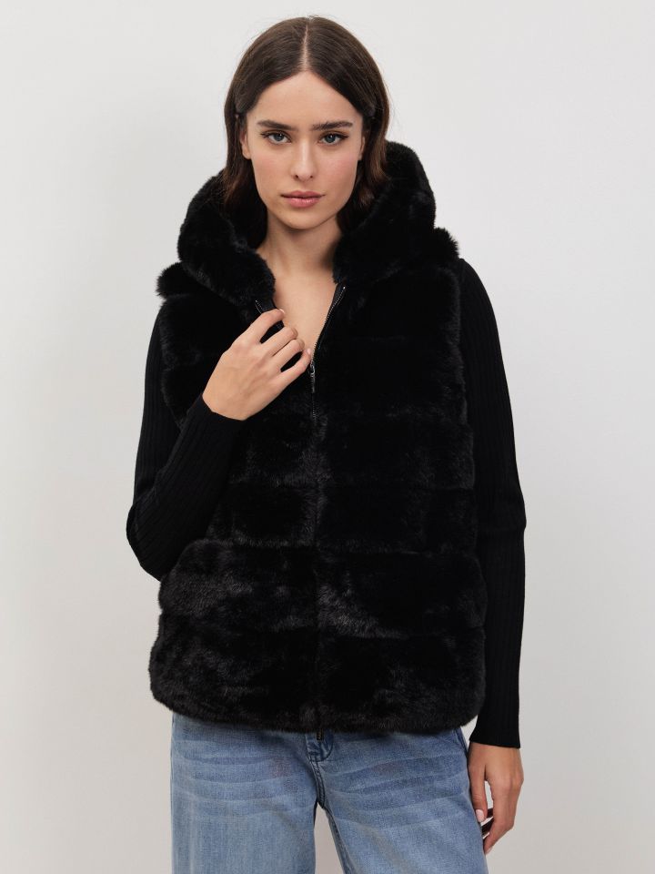 וסט שילוב PROMO בצבע שחור