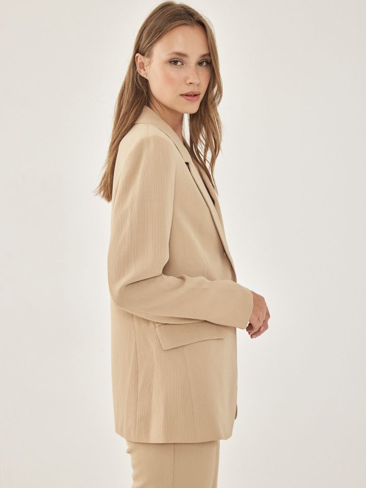 ג’קט ROMI בצבע קאמל