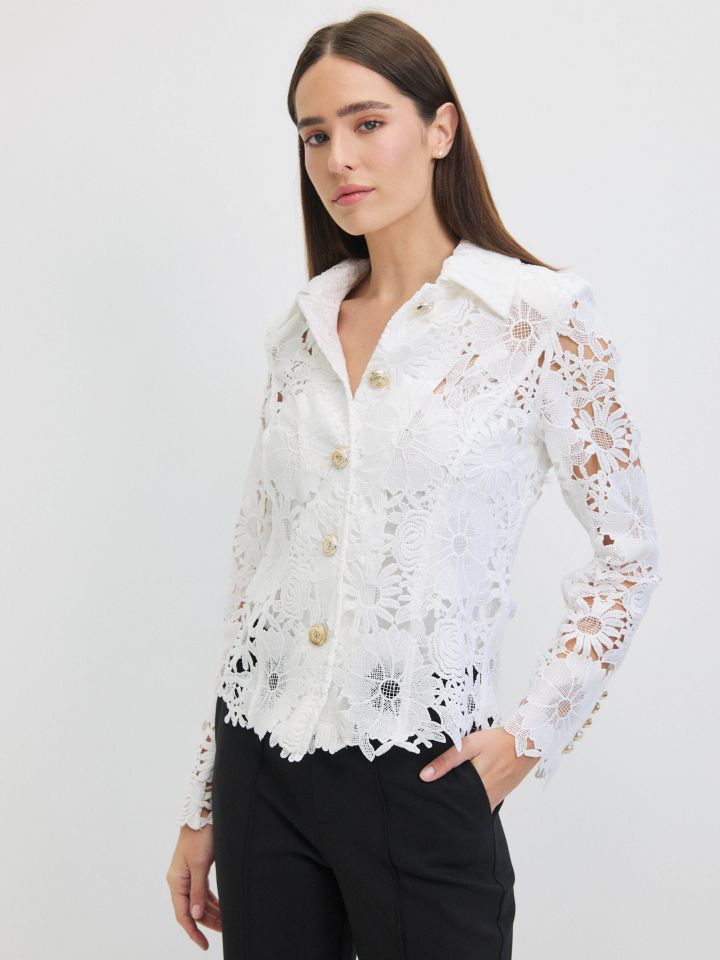 ג’קט פרחים בצבע לבן