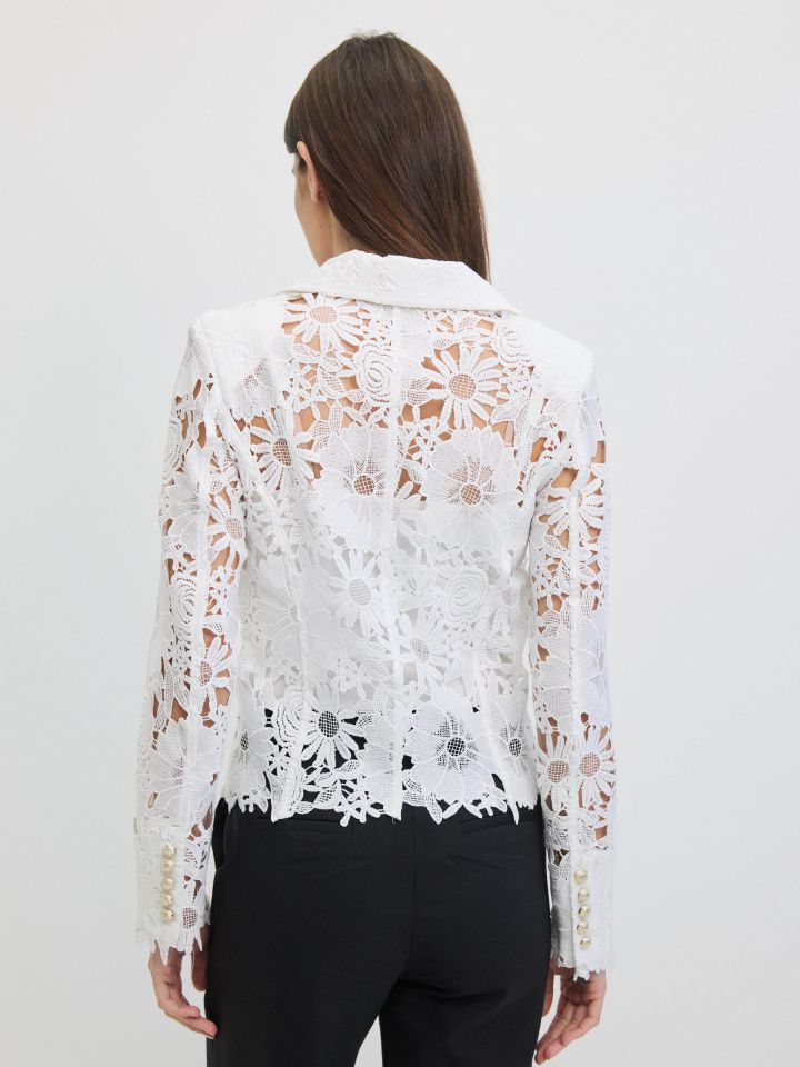 ג’קט פרחים בצבע לבן