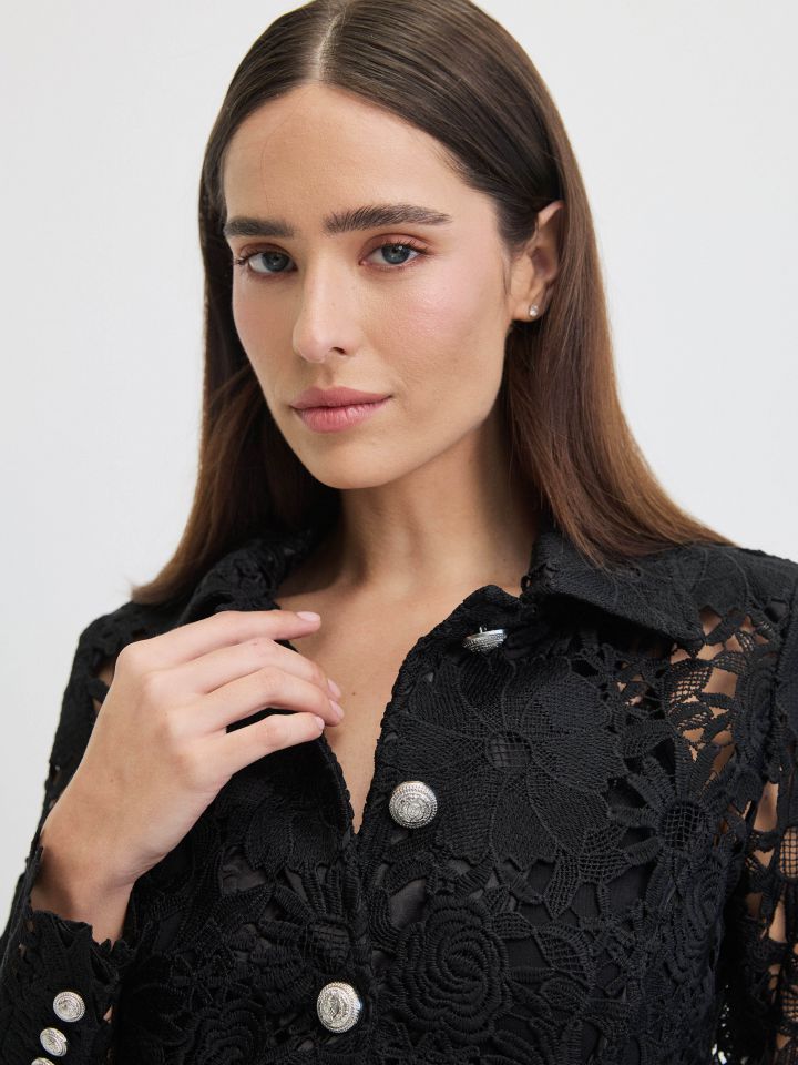 ג’קט פרחים בצבע שחור