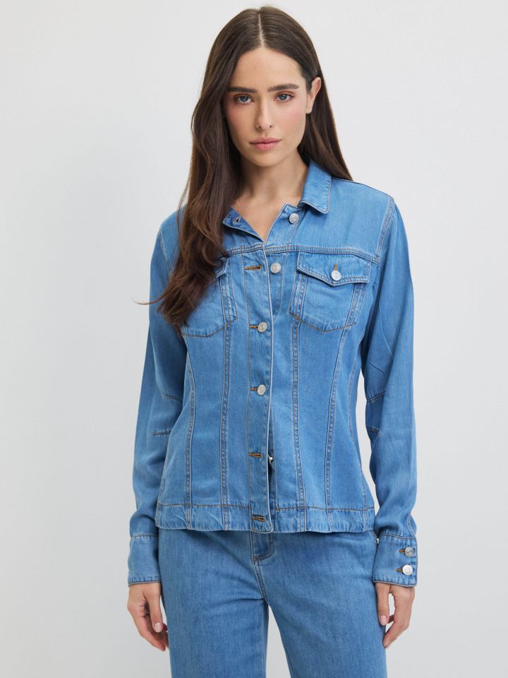 ג’קט ג’ינס טנסל בצבע ג’ינס בהיר