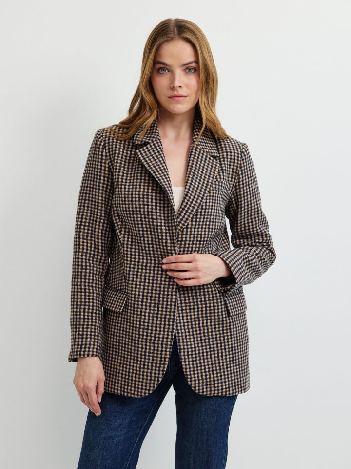 מעיל פפיתה בצבע פפיטה