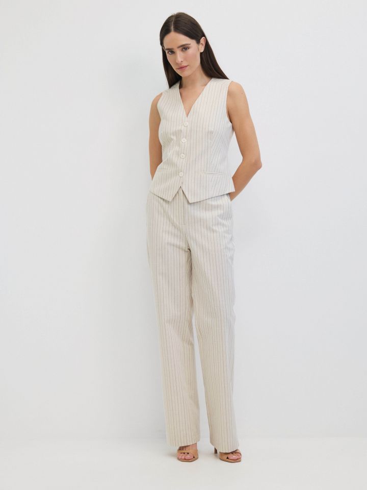 וסט פסים בצבע אופוויט