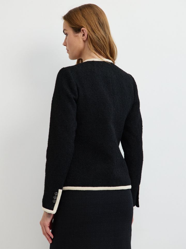 ג’קט מראה בוקלה כיסים שילוב בצבע שחור