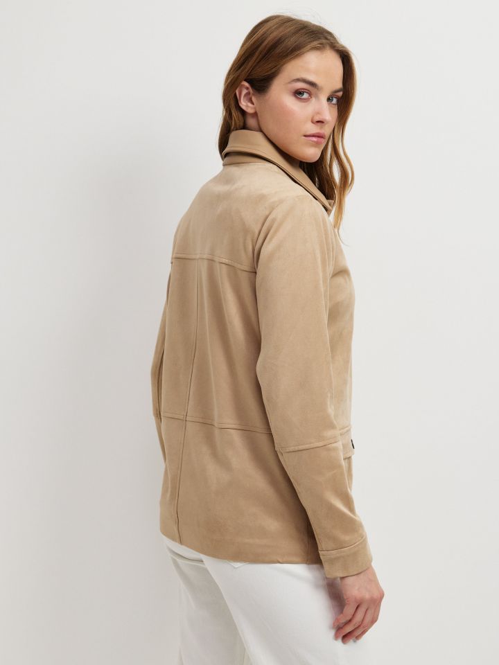 ג’קט דמוי זמש שילוב כיסים בצבע קוניאק