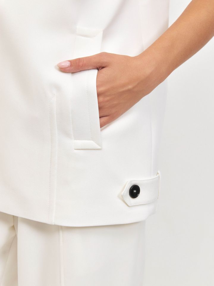 וסט כפתור אחד PARIS בצבע שמנת