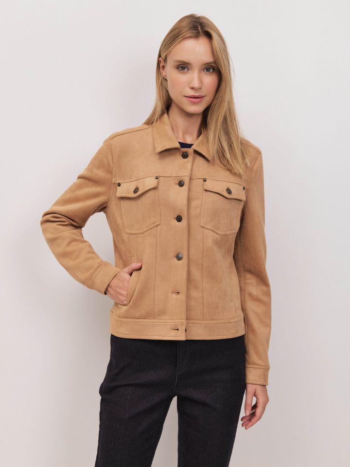 ג’קט דמוי זמש קצר בצבע בייז’