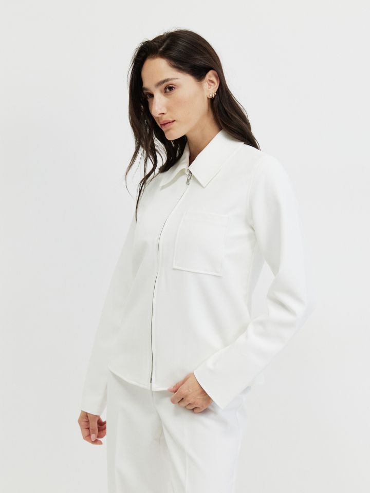 ג’קט רוכסן  PROMO בצבע אופוויט