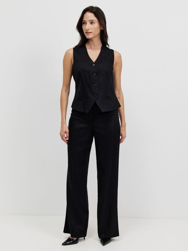 וסט פייטים בצבע שחור